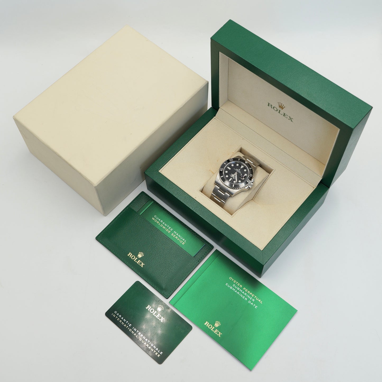 Rolex Submariner Date 126610LN - Full Set (2024)