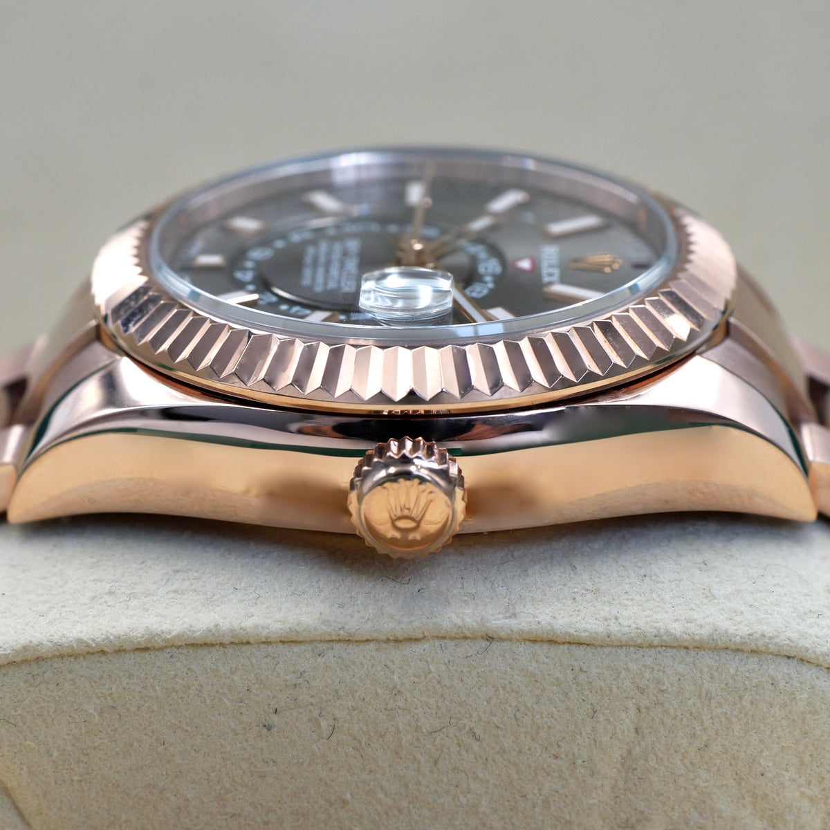 Rolex Sky-Dweller Rose Gold Rhodium Dial 326935 - Full Set (2021)