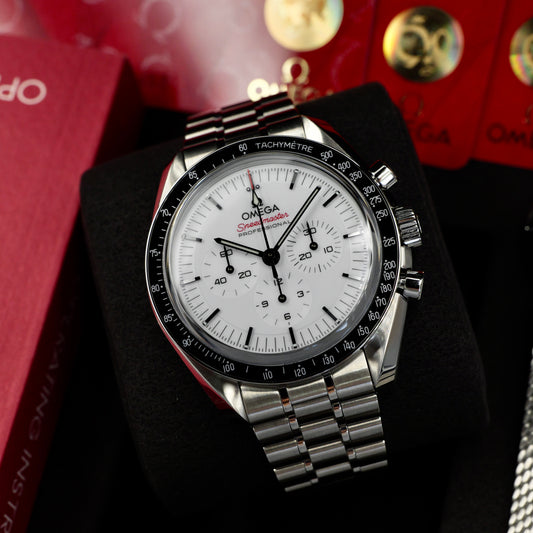 Omega Speedmaster Moonwatch Professional White - Full Set (2025)