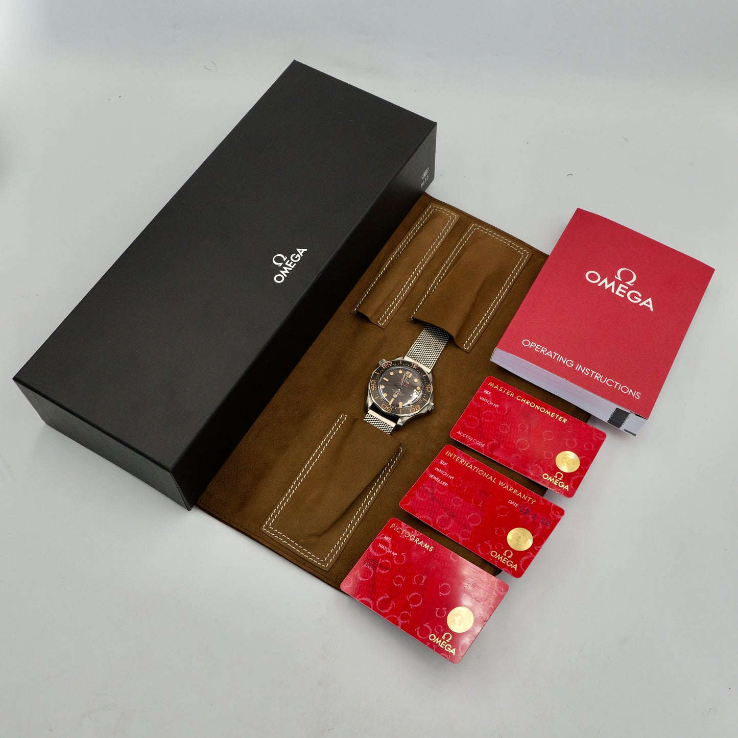 Omega Seamaster Diver 300 M - Full Set (2025)