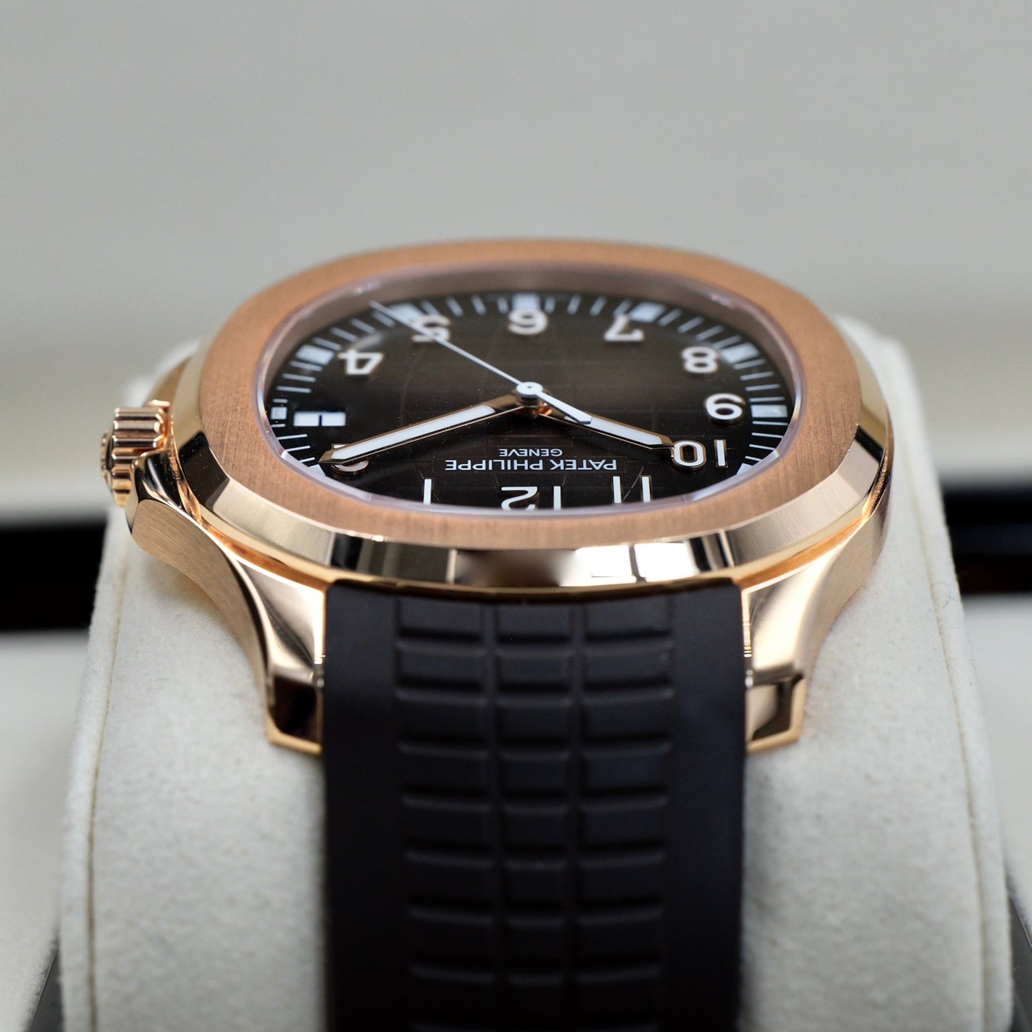 Patek Philippe Aquanaut 5167R-001 - Full Set (2018)