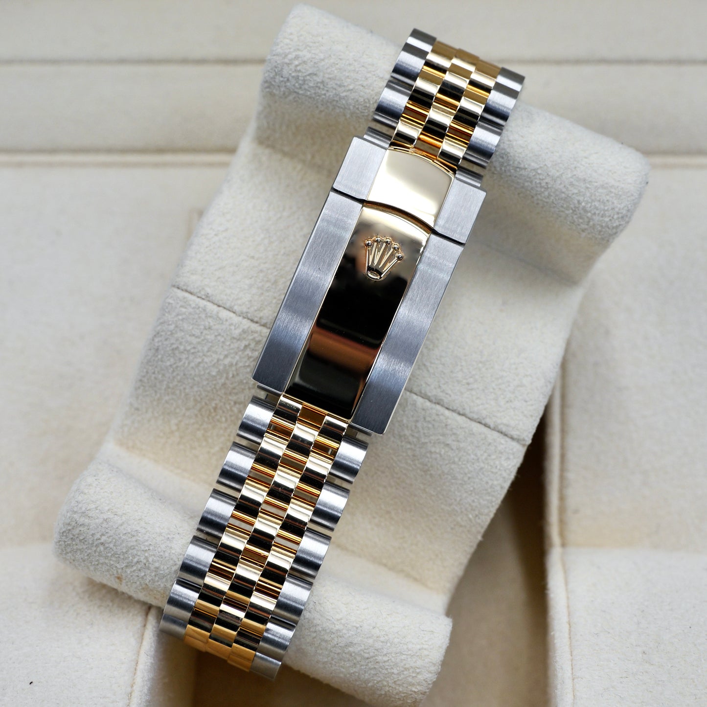 Rolex Datejust 41 Wimbledon Smooth Jubilee 126303 - Full Set (2021)