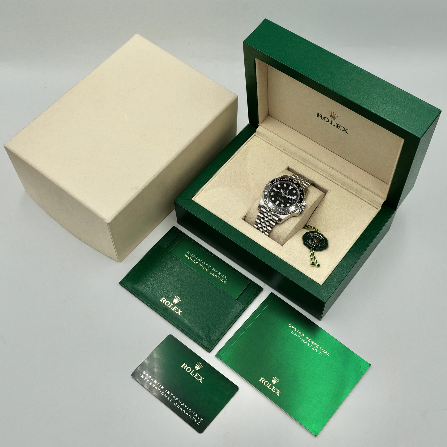 Rolex GMT-Master II Bruce Wayne Jubilee 126710GRNR - Full Set (2025)