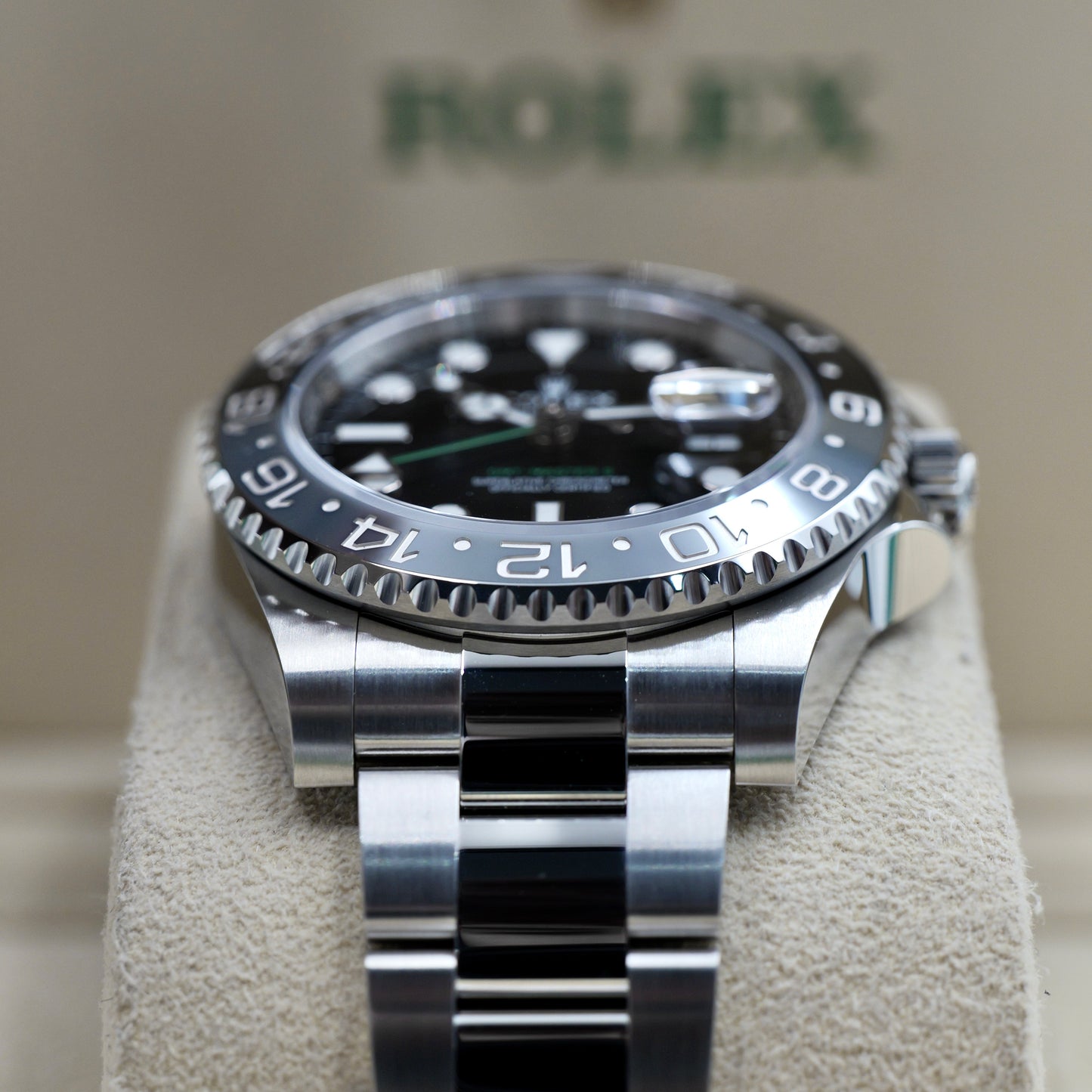 Rolex GMT-Master II Bruce Wayne Oyster 126710GRNR - Full Set (2025)