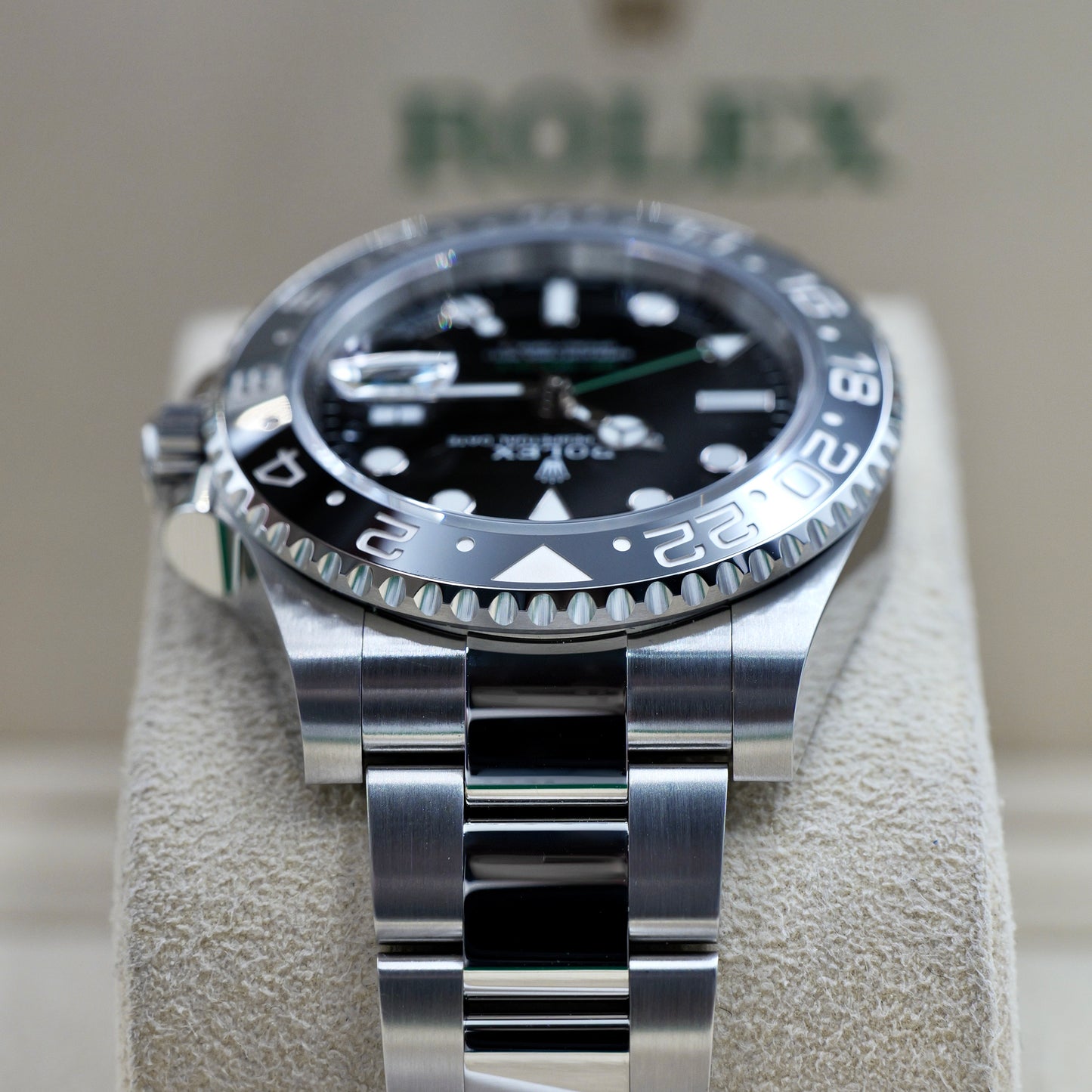 Rolex GMT-Master II Bruce Wayne Oyster 126710GRNR - Full Set (2026)
