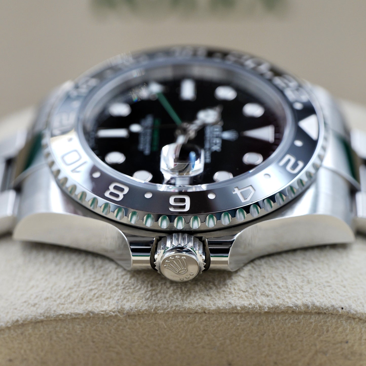 Rolex GMT-Master II Bruce Wayne Oyster 126710GRNR - Full Set (2025)