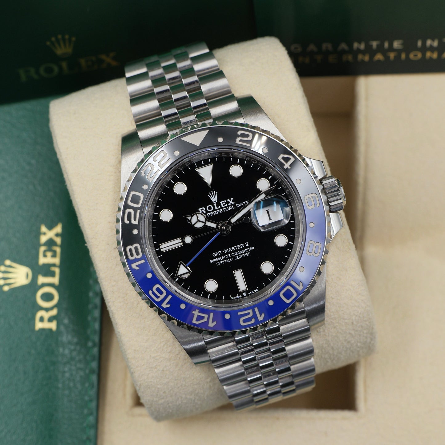 Rolex GMT-Master II Batgirl 126710BLNR - Full Set (2024)