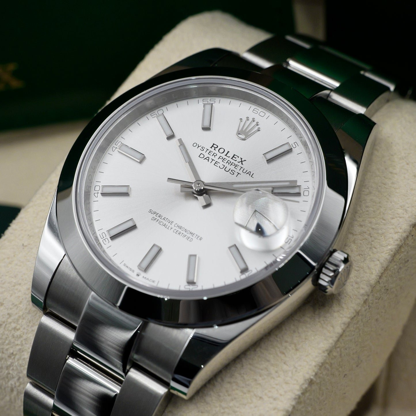 Rolex Datejust 41 Silver Dial Smooth Oyster 126300 - Full Set (2025)