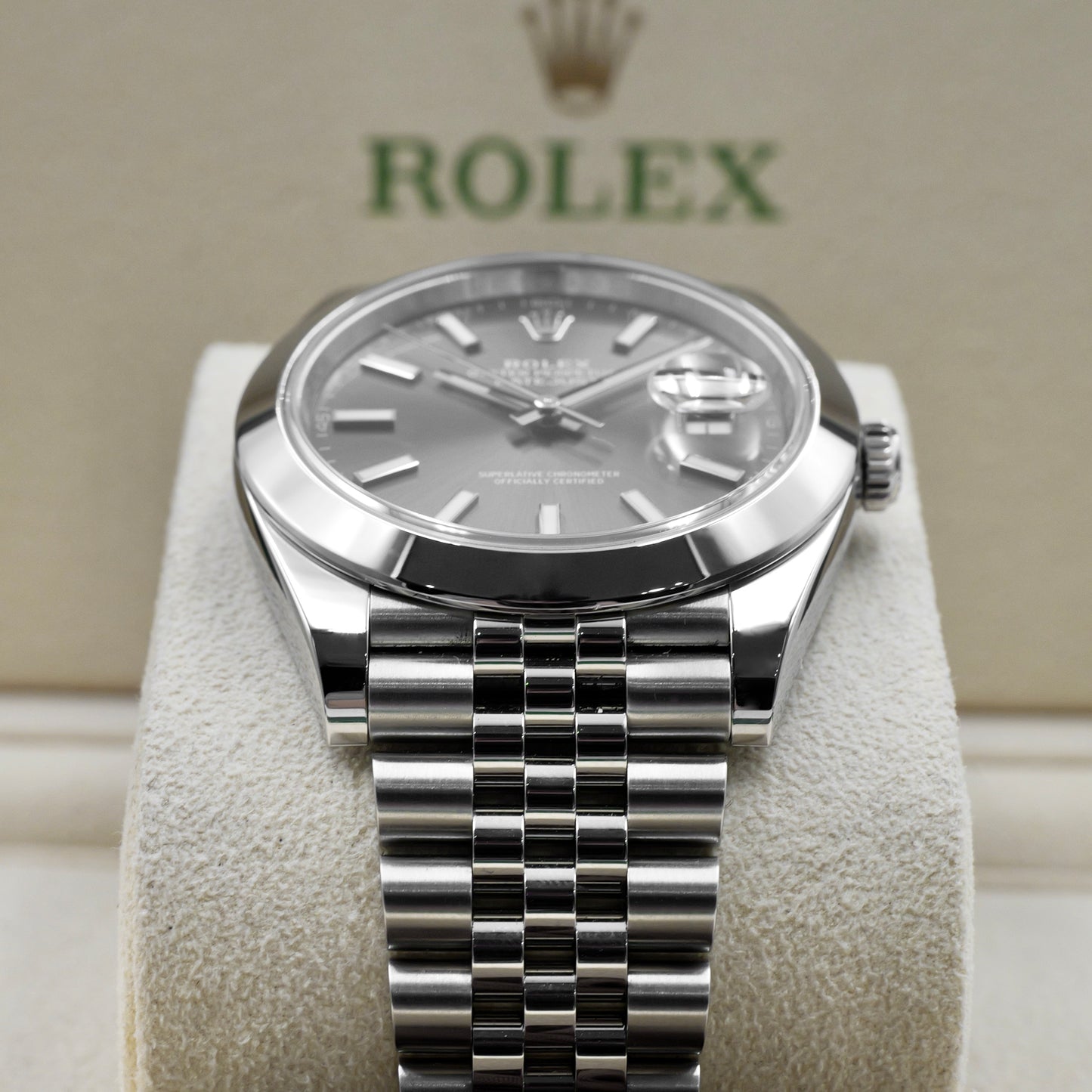 Rolex Datejust 41 Rhodium Dial 126300 - Full Set (2023)