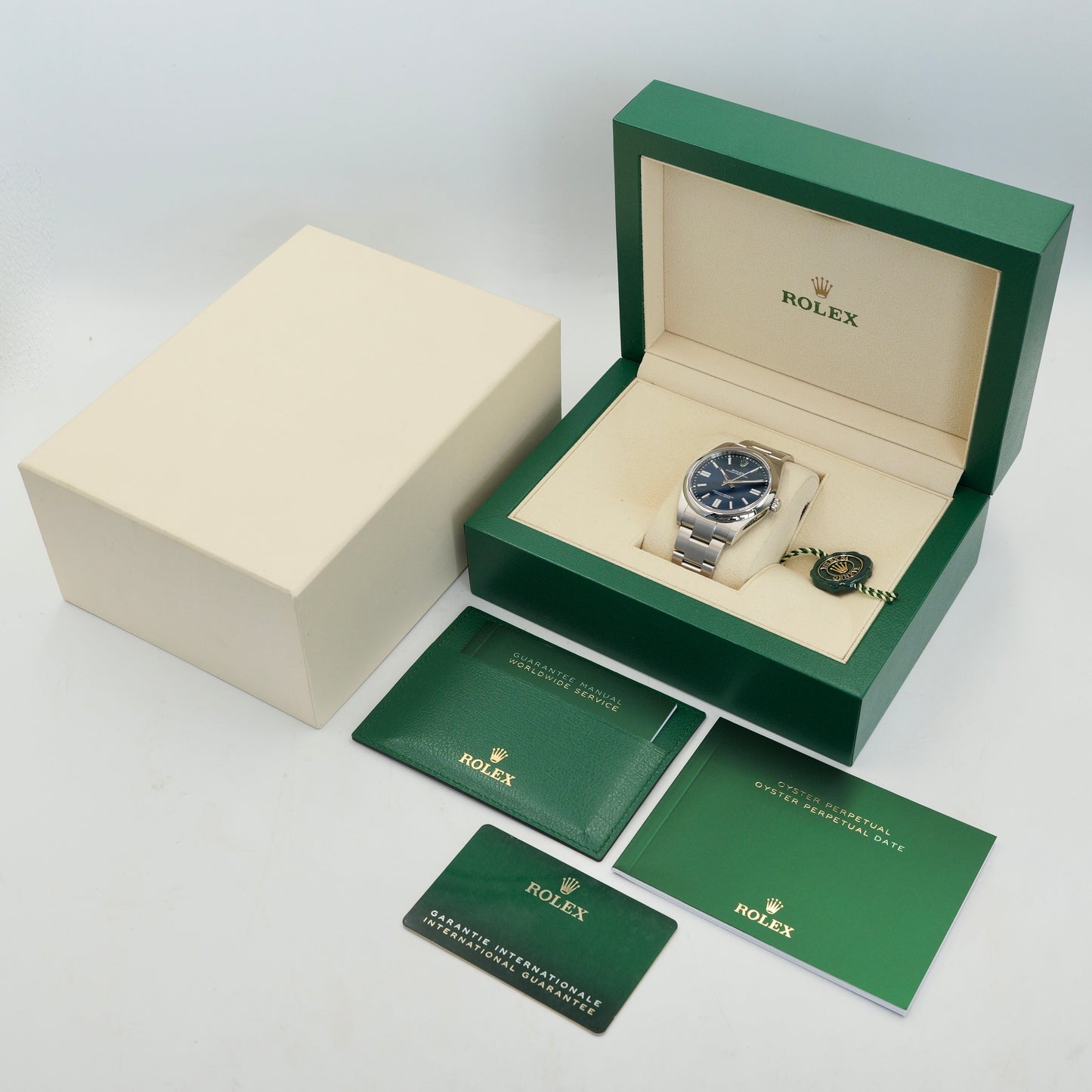 Rolex Oyster Perpetual 41 Blue Sunburst Dial 124300 - Full Set (2025)
