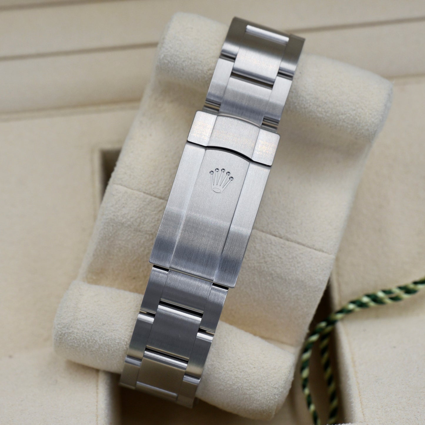 Rolex Oyster Perpetual 41 Blue Sunburst Dial 124300 - Full Set (2025)