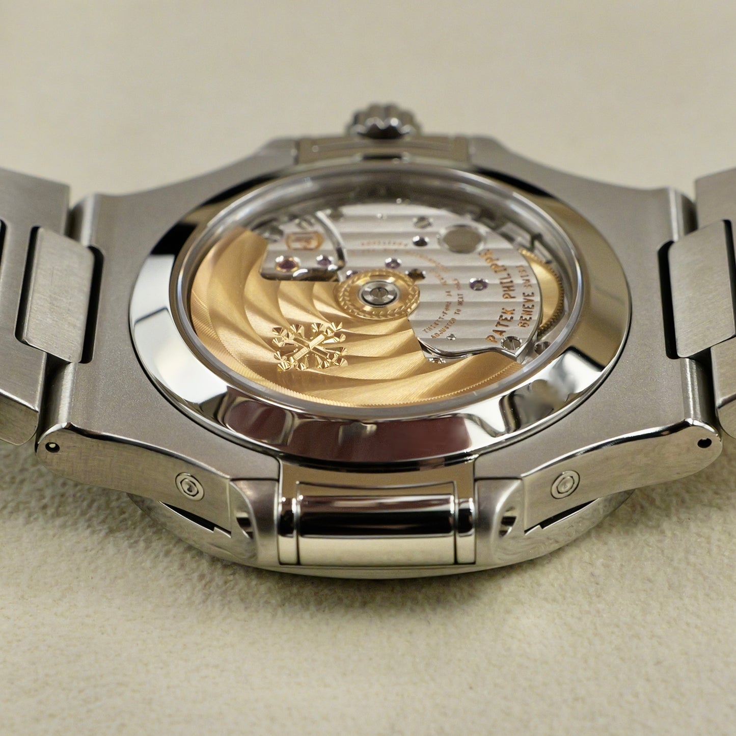 Patek Philippe Nautilus Price on request 5726/1A-014 - Full Set (2022)