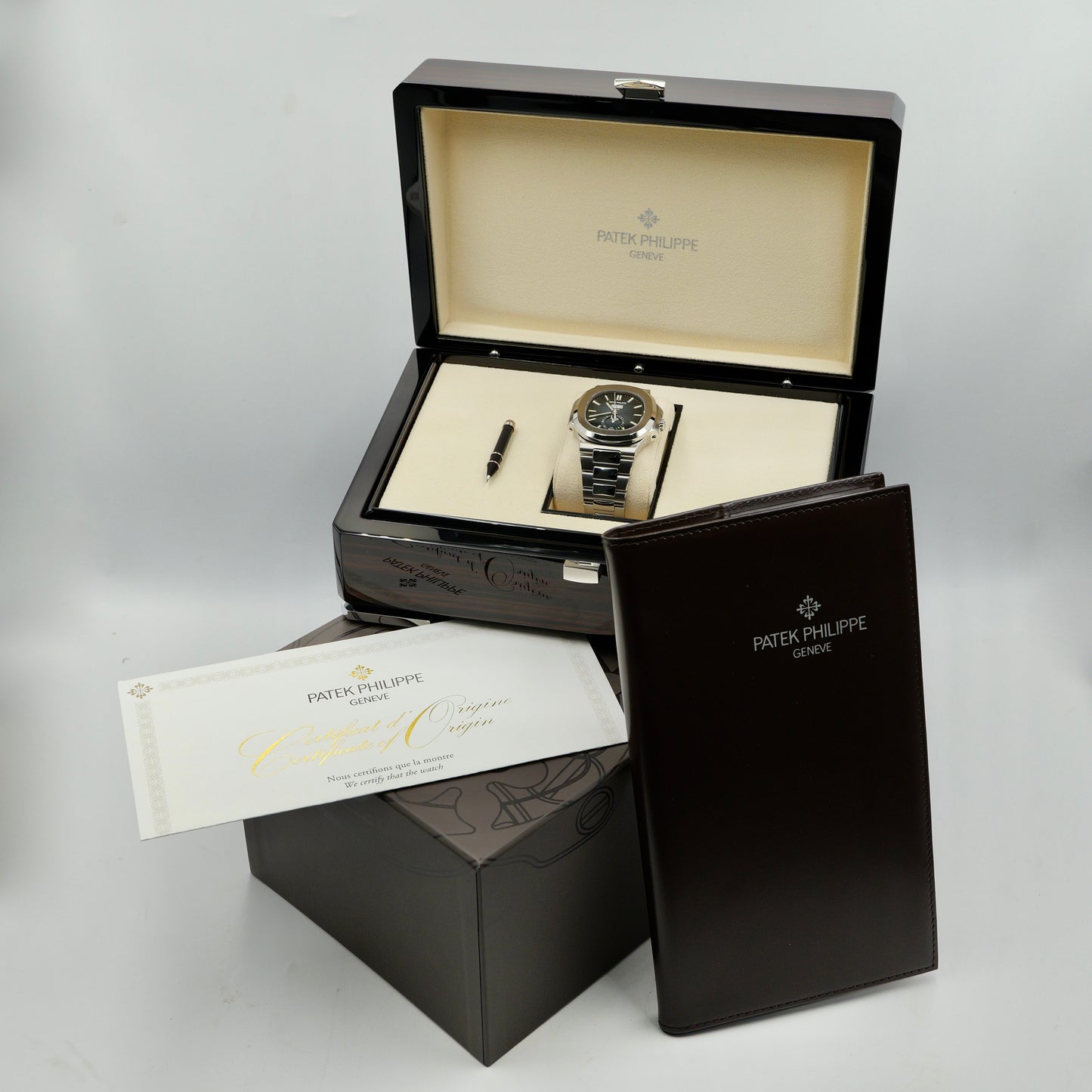 Patek Philippe Nautilus Price on request 5726/1A-014 - Full Set (2022)