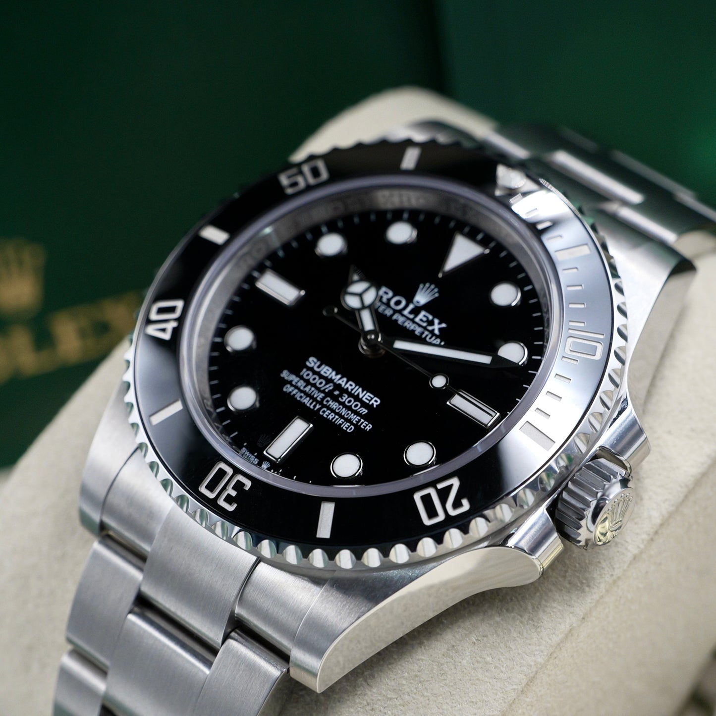 Rolex Submariner No-Date Black Dial 124060 - Full Set (2026)