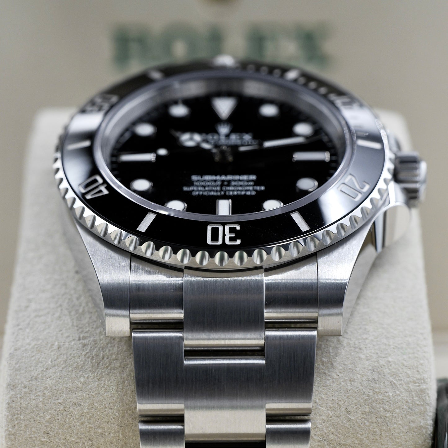 Rolex Submariner No-Date Black Dial 124060 - Full Set (2026)