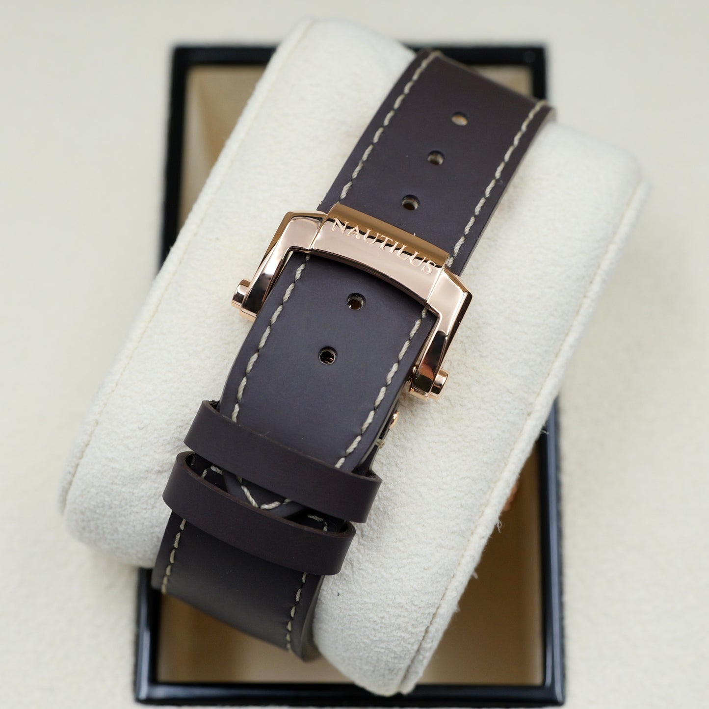 Patek Philippe Nautilus 5980R-001 - Full Set (2019)