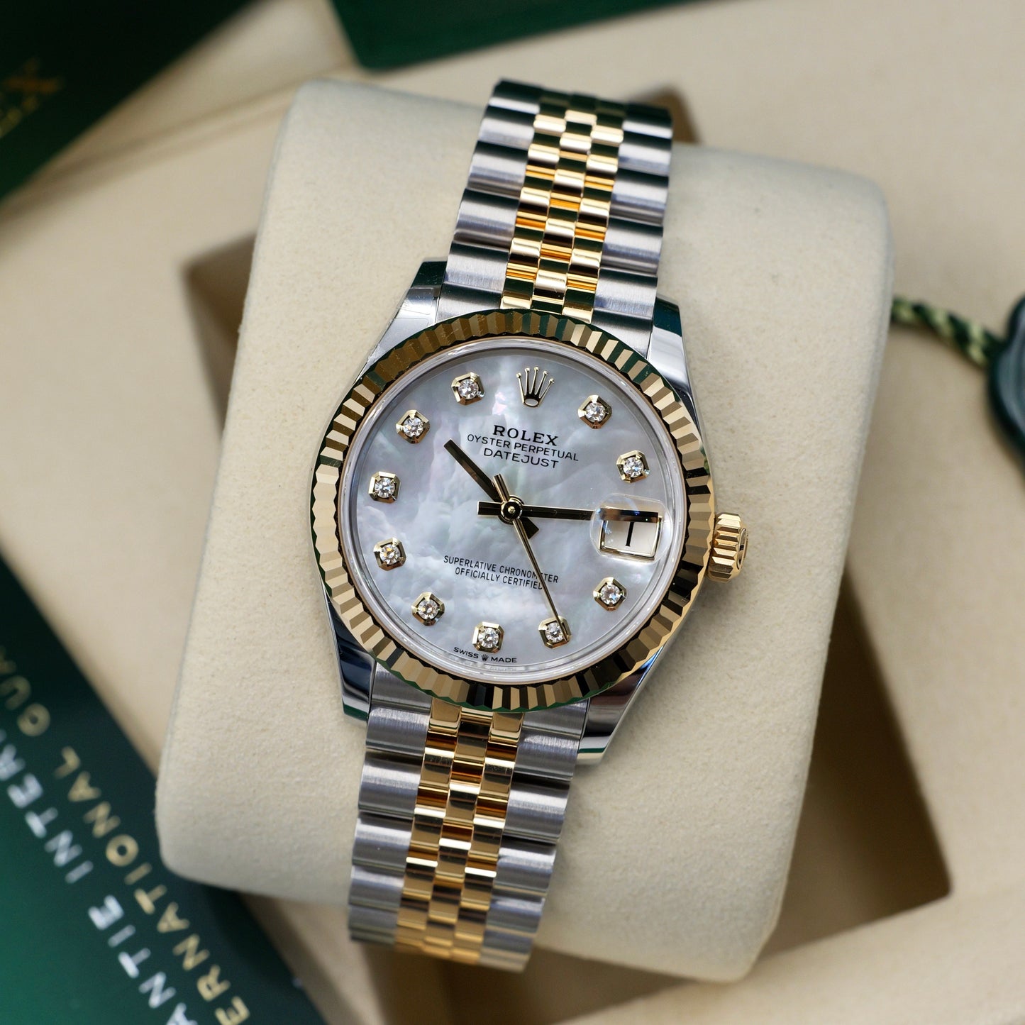 Rolex Datejust 31 Mother of Pearl Dial Steel and Yellow Gold 278273 (MOP) - Full Set (2026)