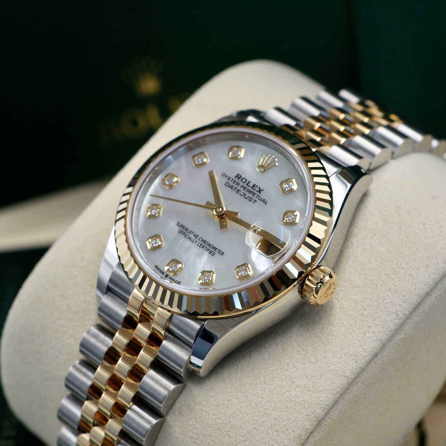 Rolex Datejust 31 Mother of Pearl Dial Steel and Yellow Gold 278273 (MOP) - Full Set (2026)