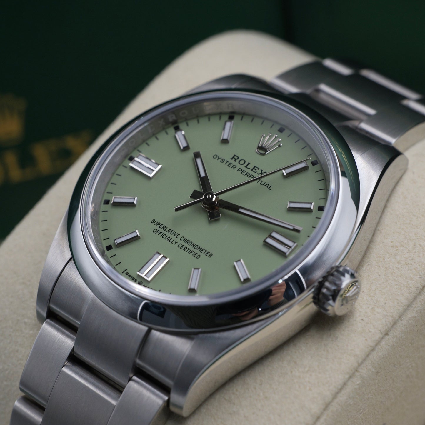 Rolex Oyster Perpetual 36 Pistachio 126000 - Full Set (2025)