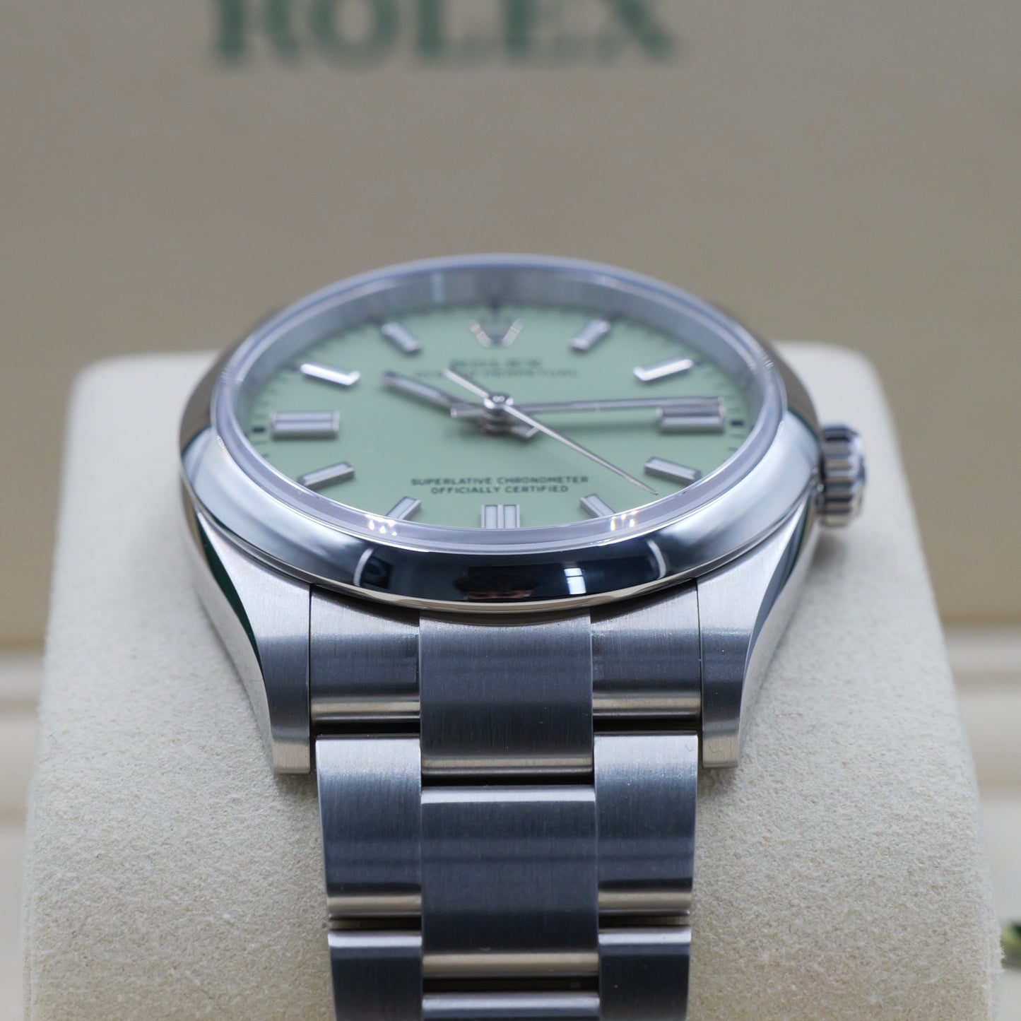 Rolex Oyster Perpetual 36 Pistachio 126000 - Full Set (2025)