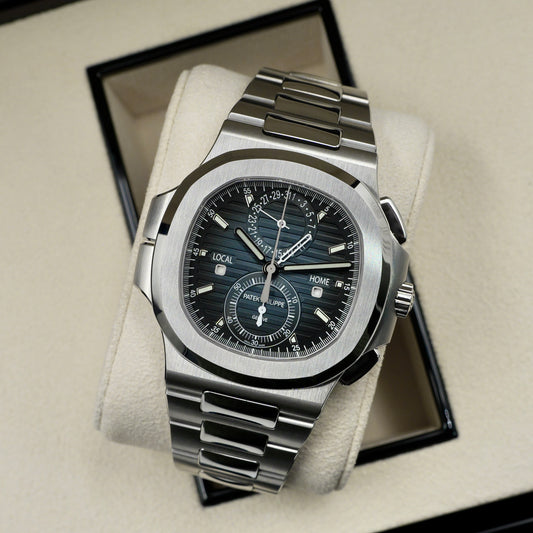 Patek Philippe Nautilus 5990/1A-011 - Full Set (2024)