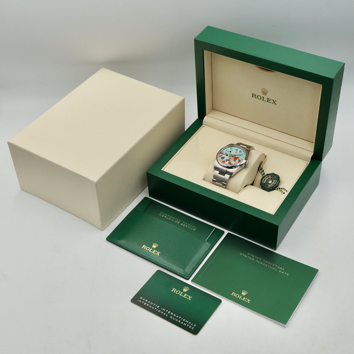 Rolex Oyster Perpetual 41 Celebration Dial 124300 - Full Set (2025)