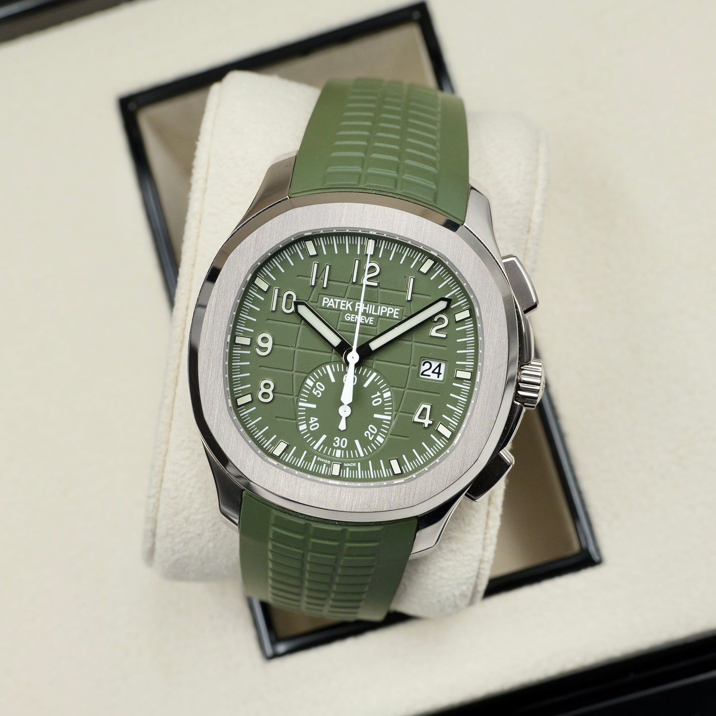 Patek Philippe Aquanaut Green 5968G - Full Set (2025)