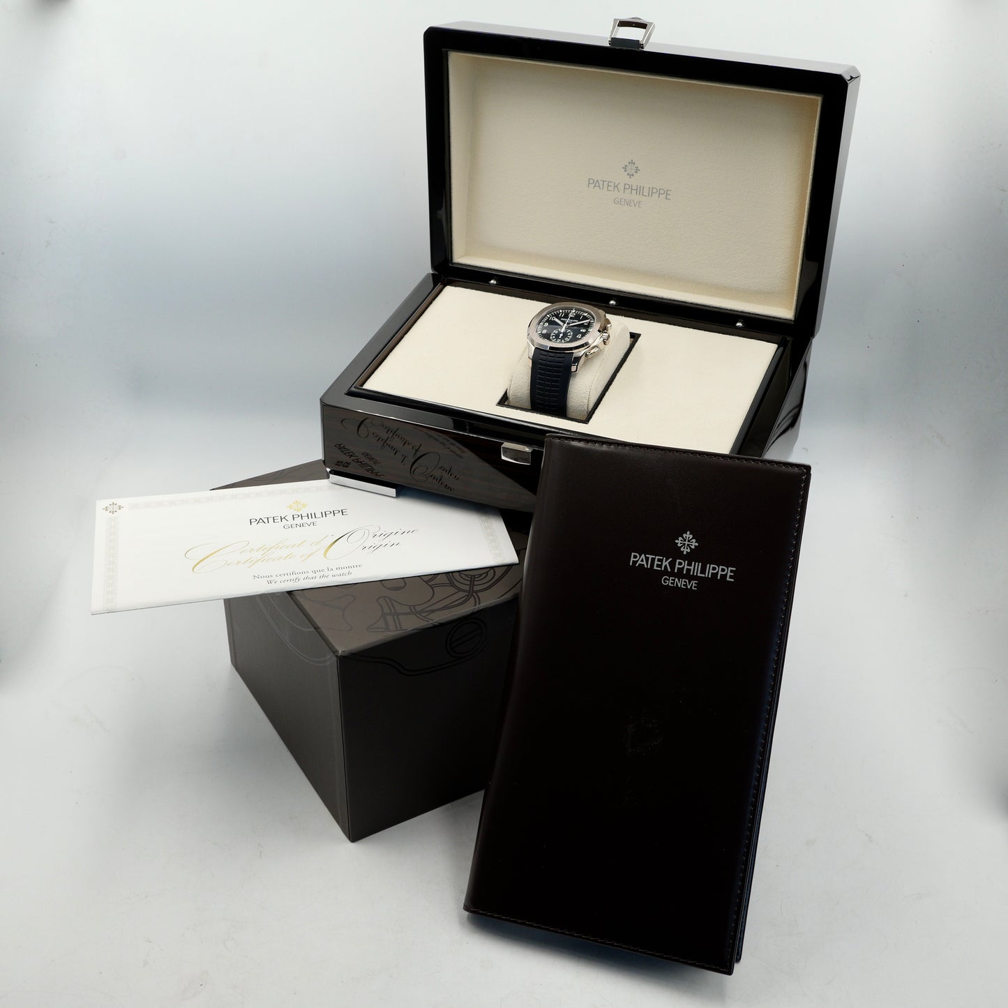 Patek Philippe Aquanaut Blue 5968G - Full Set (2021)