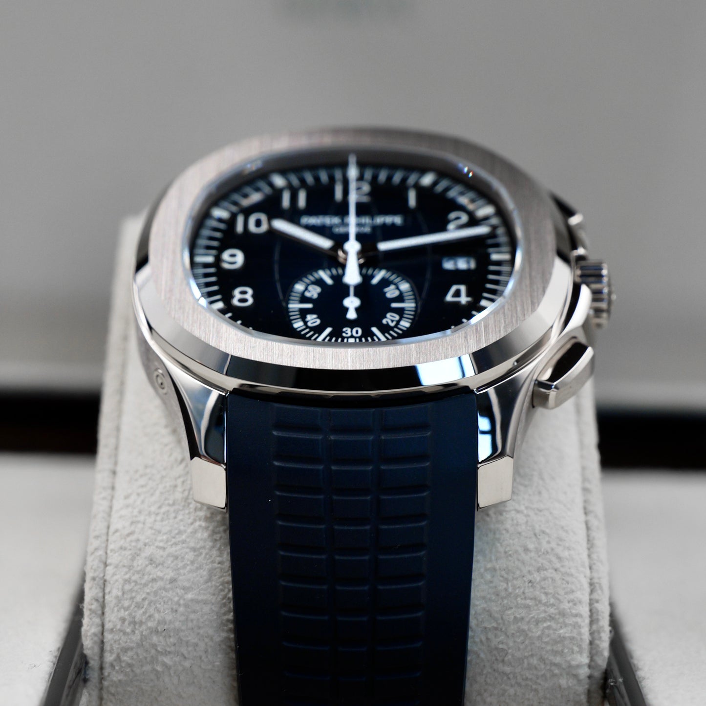 Patek Philippe Aquanaut Blue 5968G - Full Set (2021)