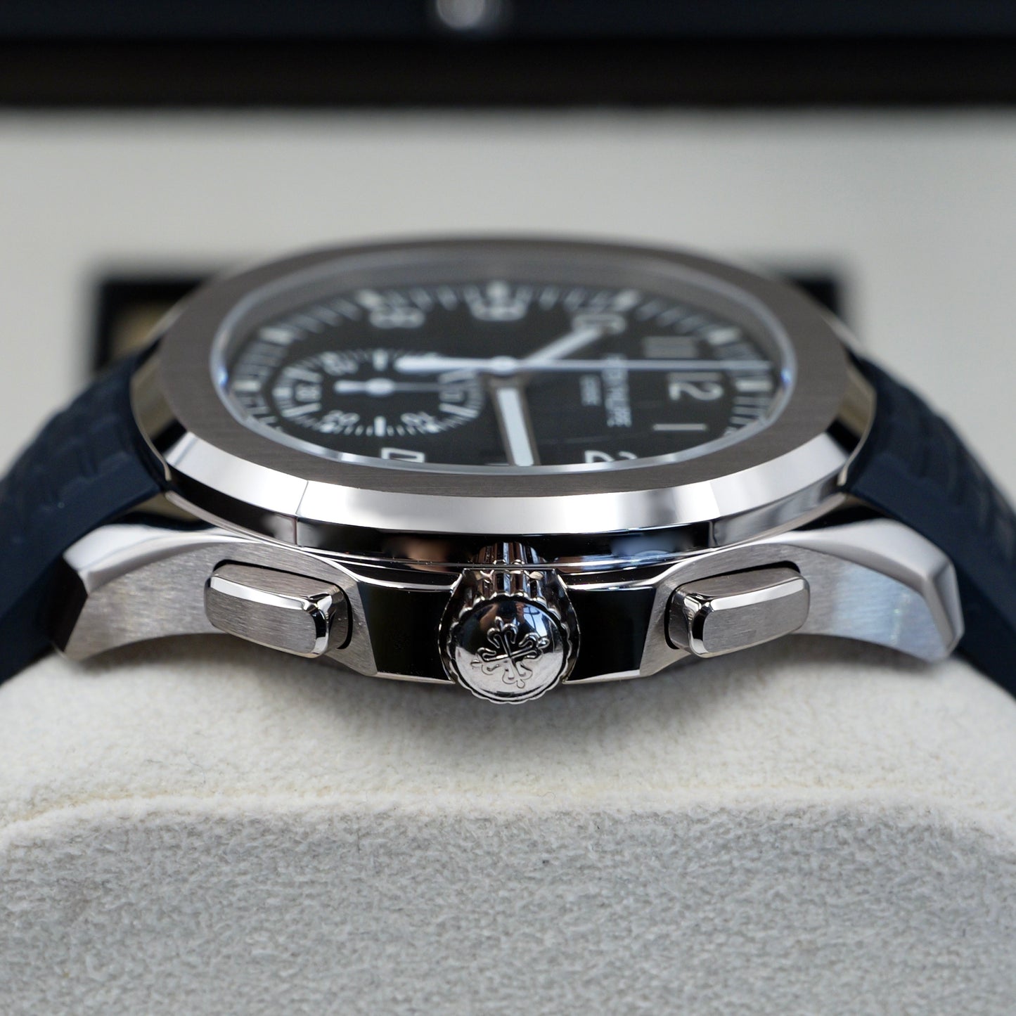 Patek Philippe Aquanaut Blue 5968G - Full Set (2021)