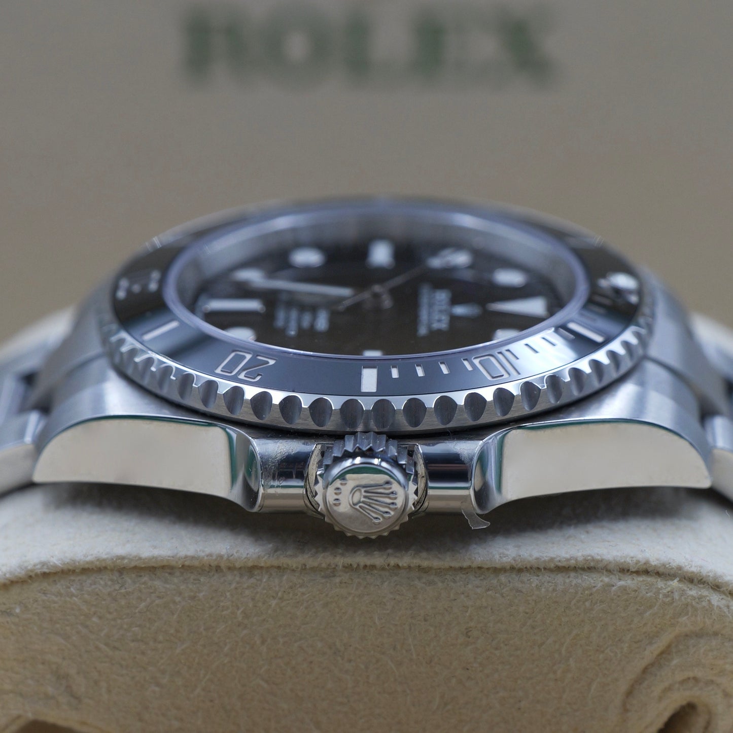 Rolex Submariner (No Date) No-Date 114060 - Full Set (2019)