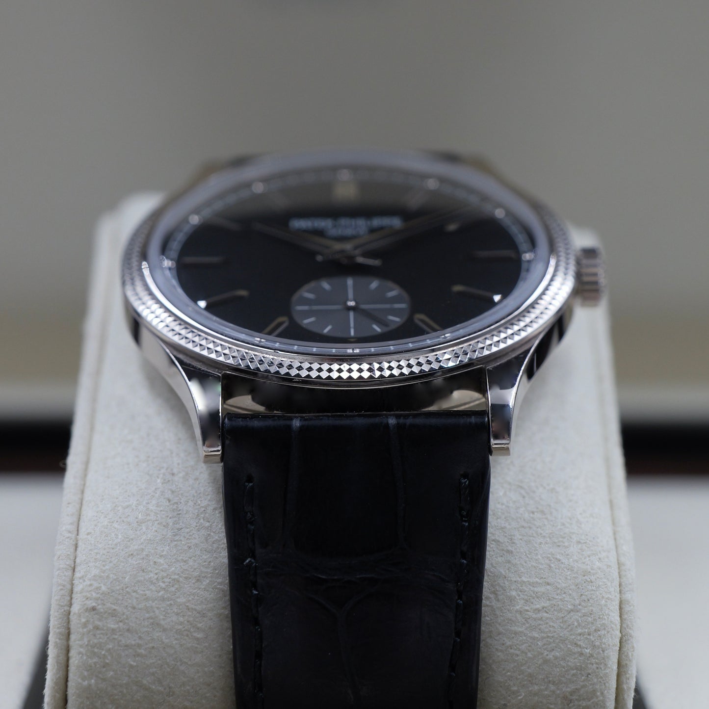 Patek Philippe Calatrava 6119G-001 - Full Set (2025)