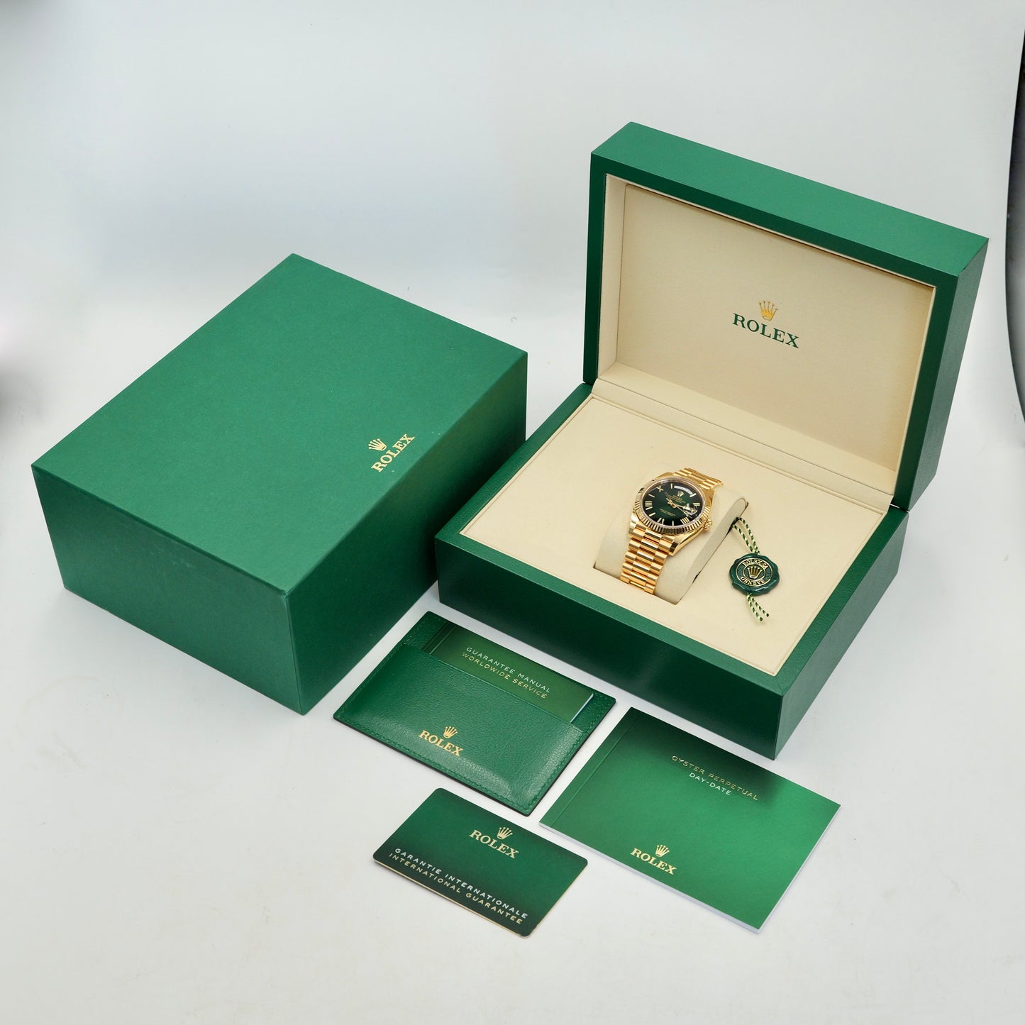 Rolex Day-Date 40 Ombré Green Yellow Gold 228238 - Full Set (2025)