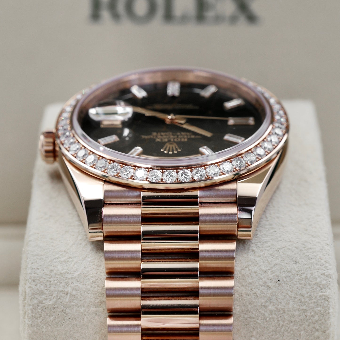 Rolex Day-Date 40 Eisenkiesel RBR 228345RBR - Full Set (2022)