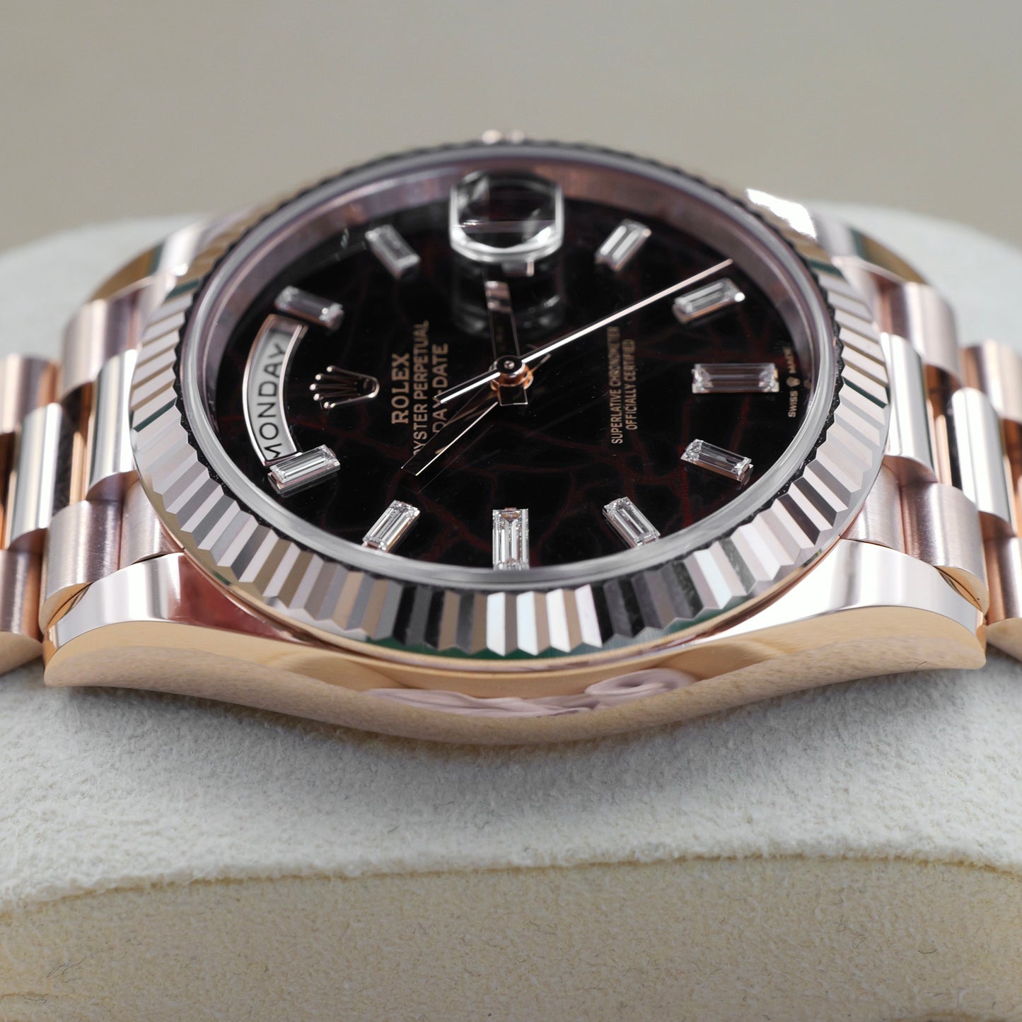 Rolex Day-Date 40 Eisenkiesel 228235 - Full Set (2023)