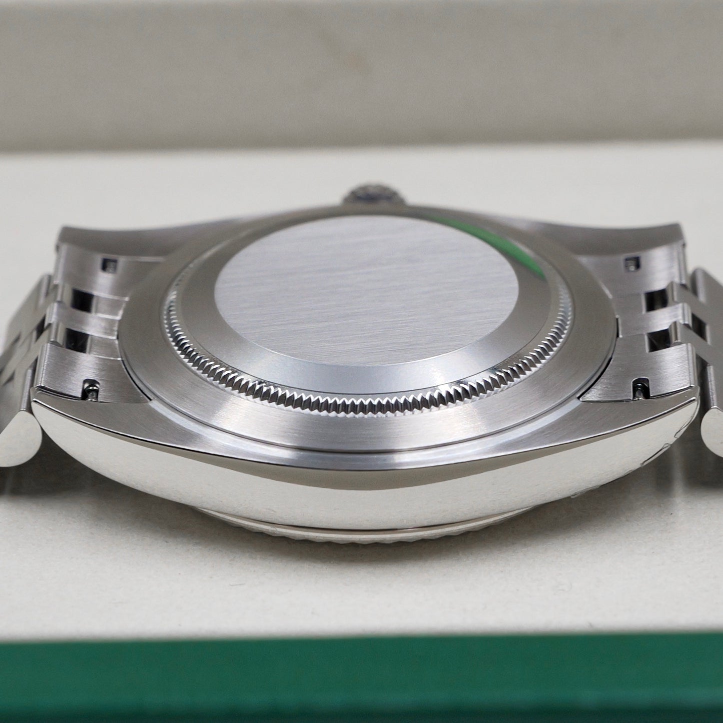 Rolex Datejust 41 White Baton Dial Fluted Jubilee 126334 - Full Set (2025)