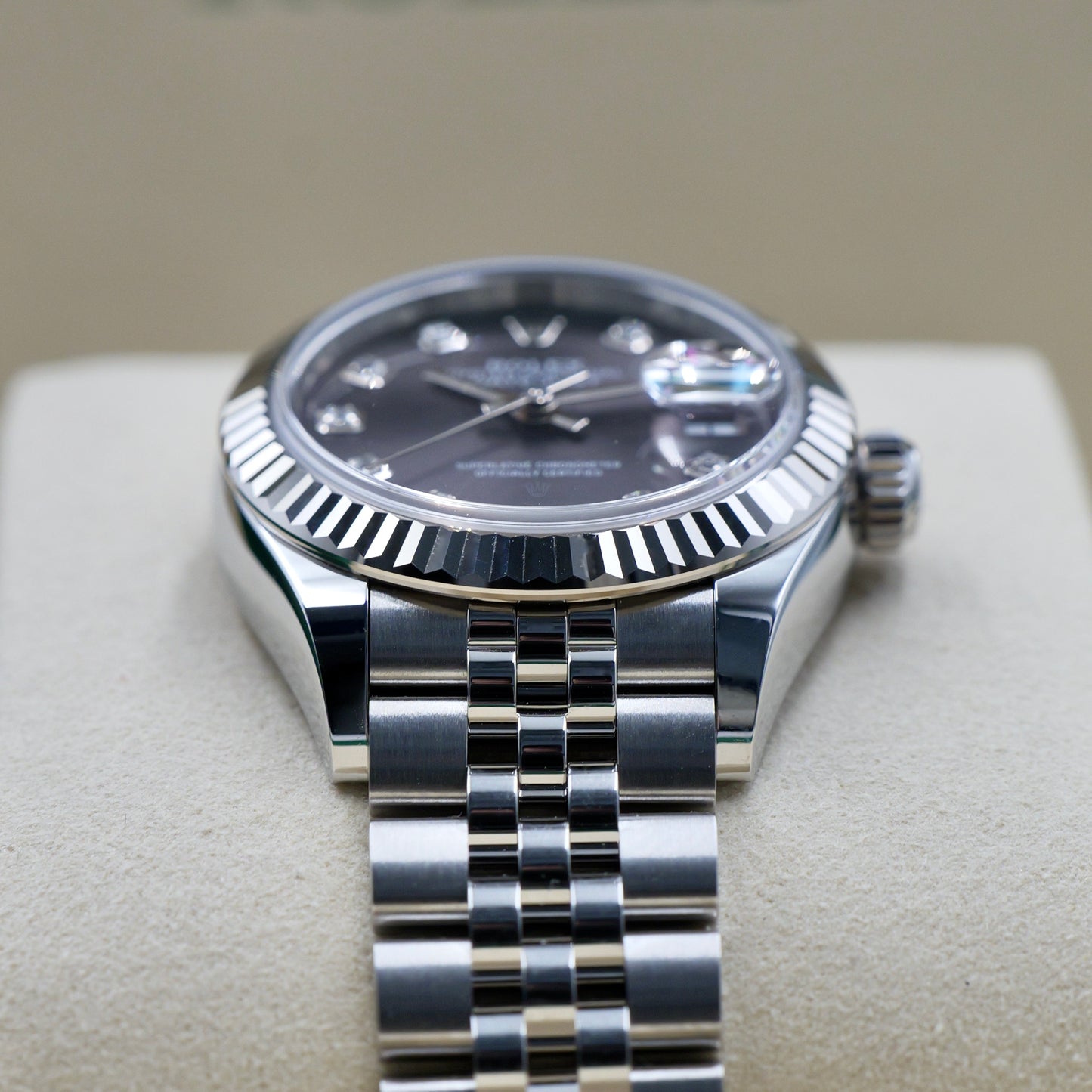 Rolex Lady-Datejust Rhodium Diamond Dot Dial 279174 - Full Set (2026)
