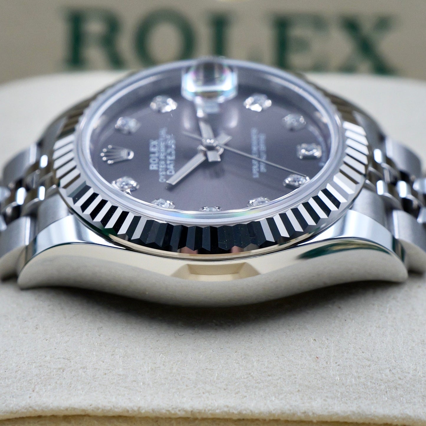 Rolex Lady-Datejust 28 Rhodium Diamond Dial 279174 Full Set (2025)