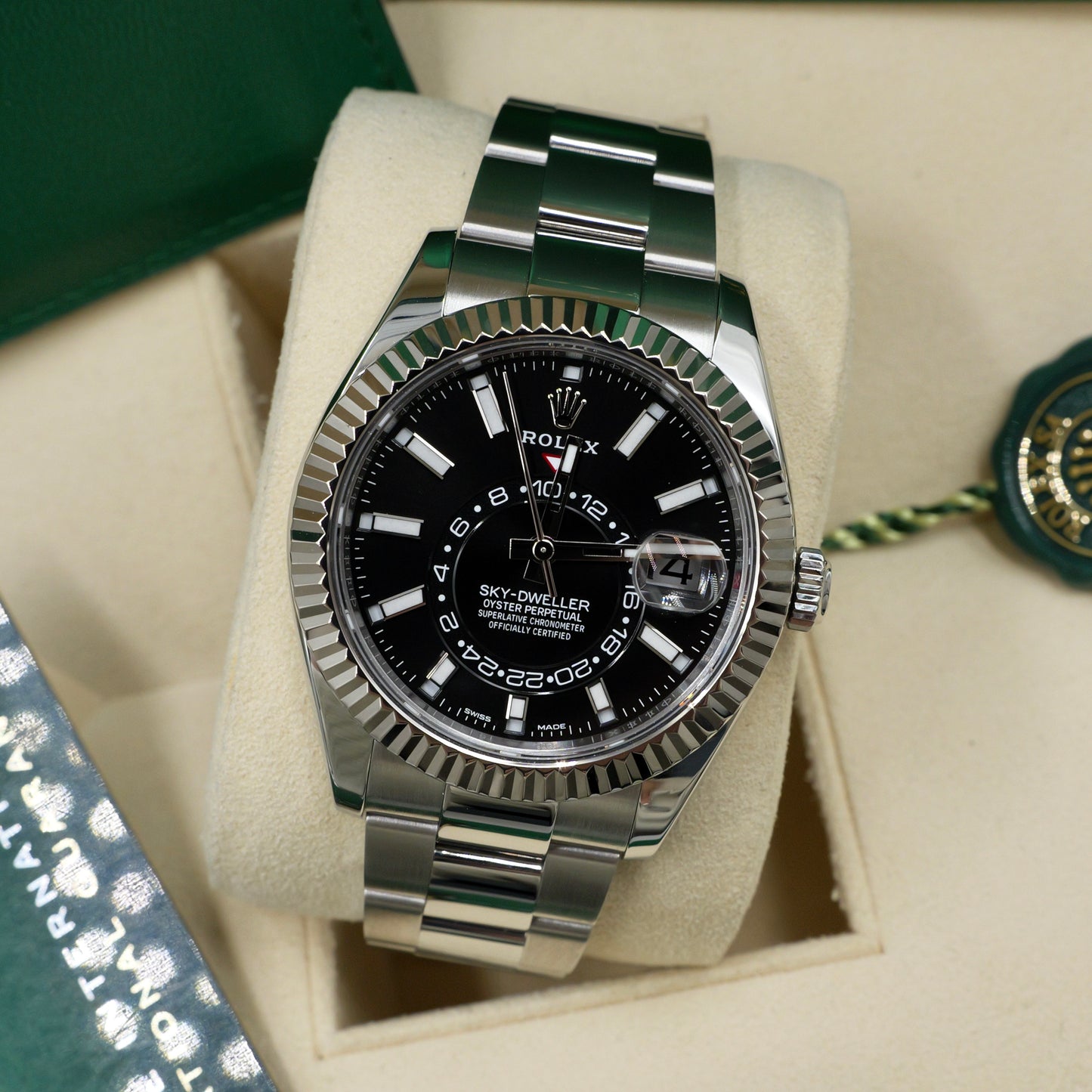 Rolex Sky-Dweller Black Dial 326934 - Full Set (2020)