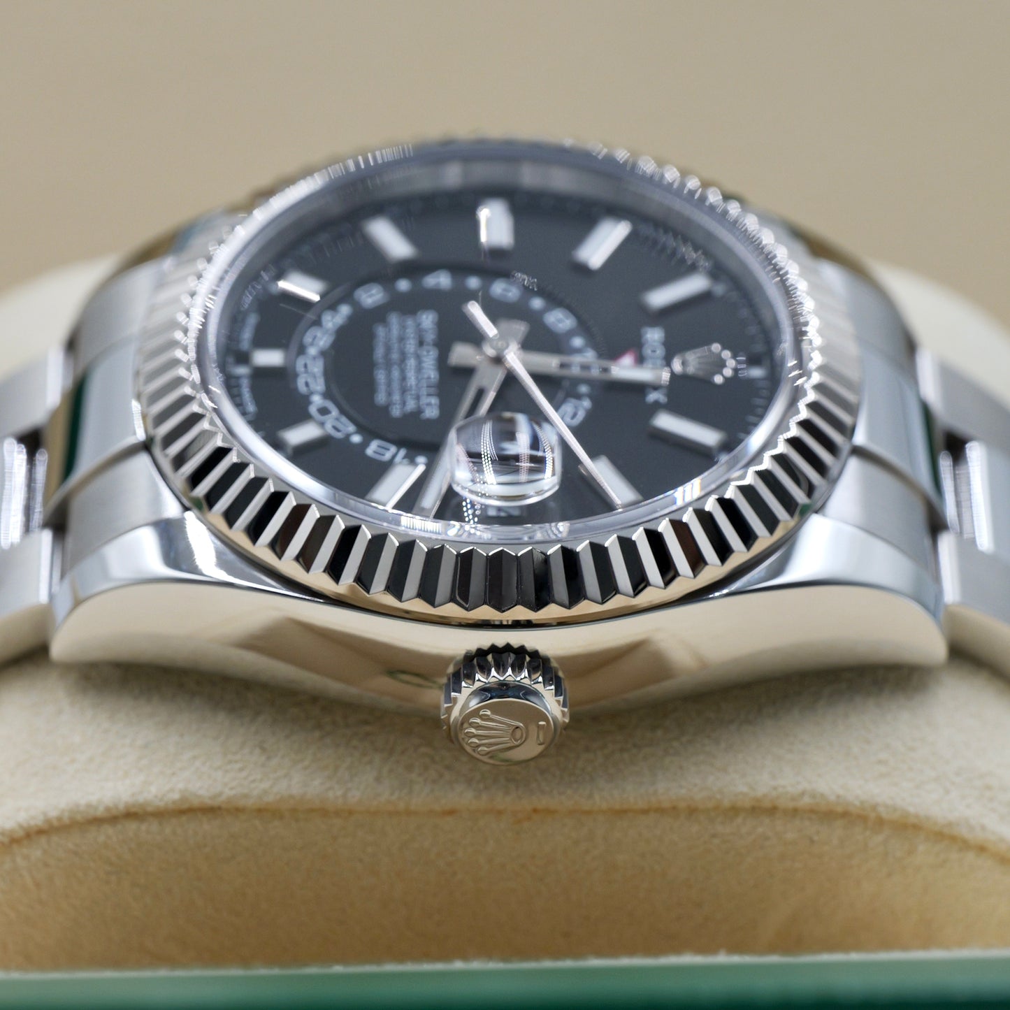 Rolex Sky-Dweller Black Dial 326934 - Full Set (2020)