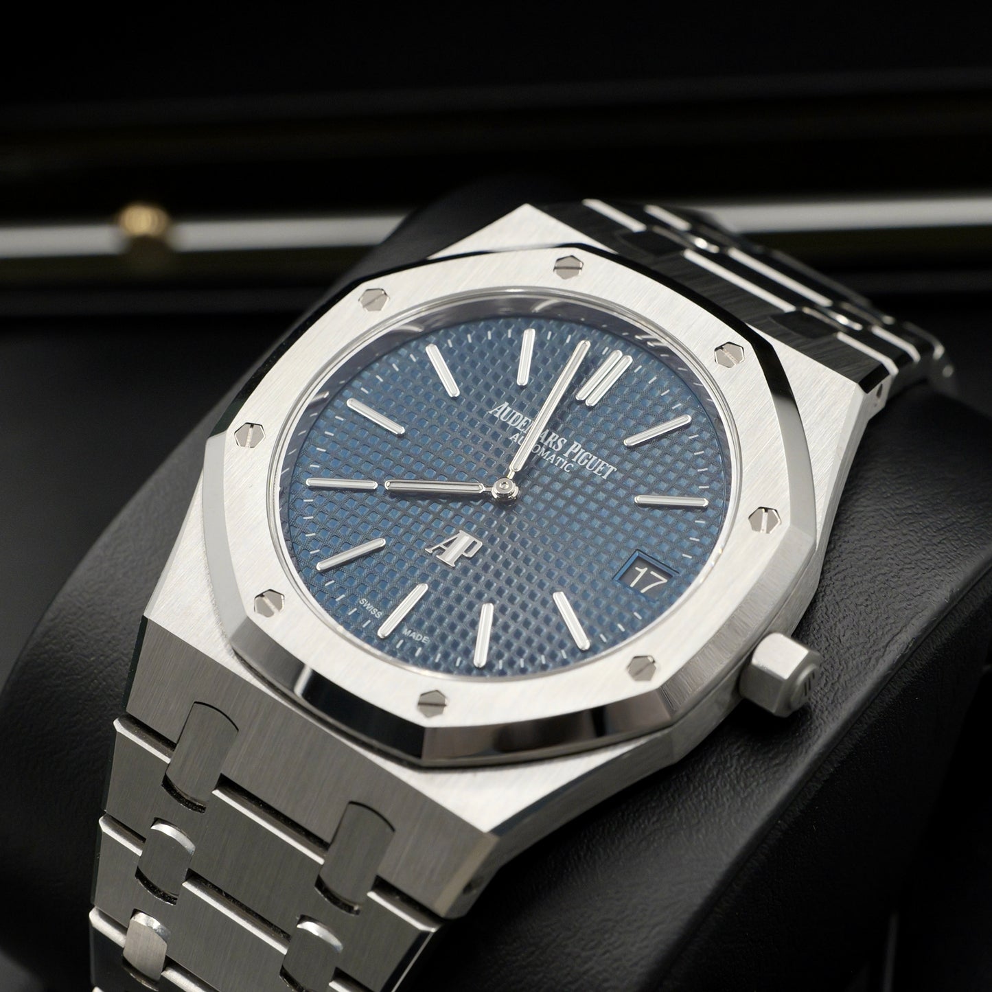 Audemars Piguet Royal Oak Jumbo 15202ST - Full Set (2019)