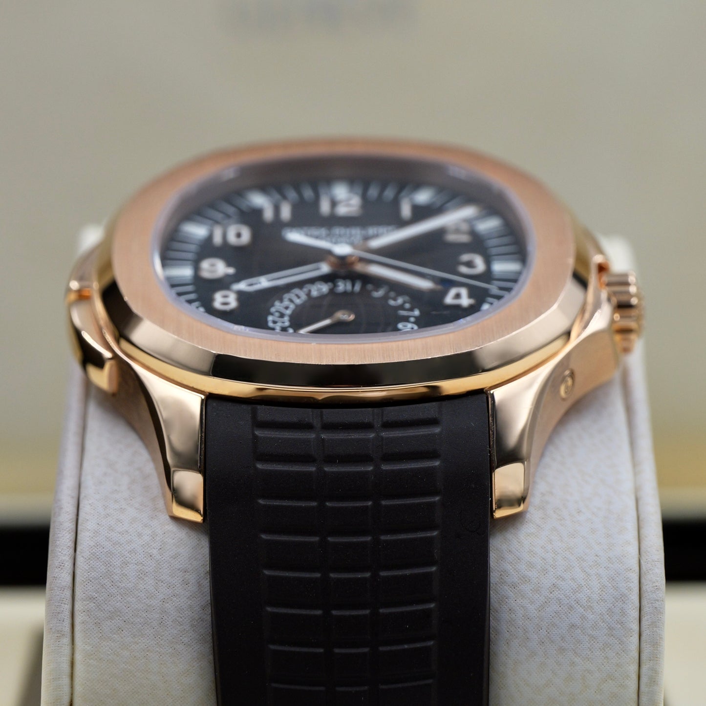 Patek Philippe Aquanaut Travel Time Rose Gold 5164R - Full Set (2022)