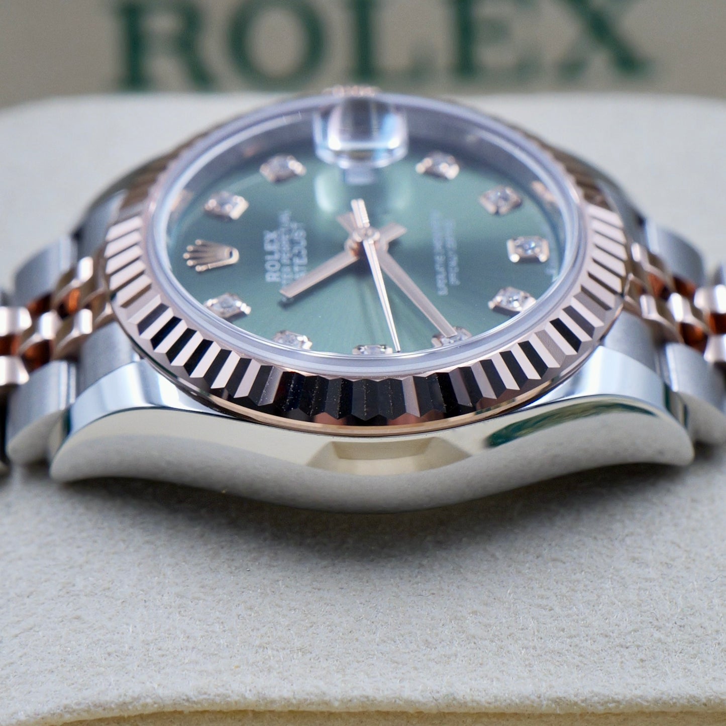 Rolex Lady-Datejust 28mm Steel and Rose Gold Green Dial 279171 - Full Set (2026)