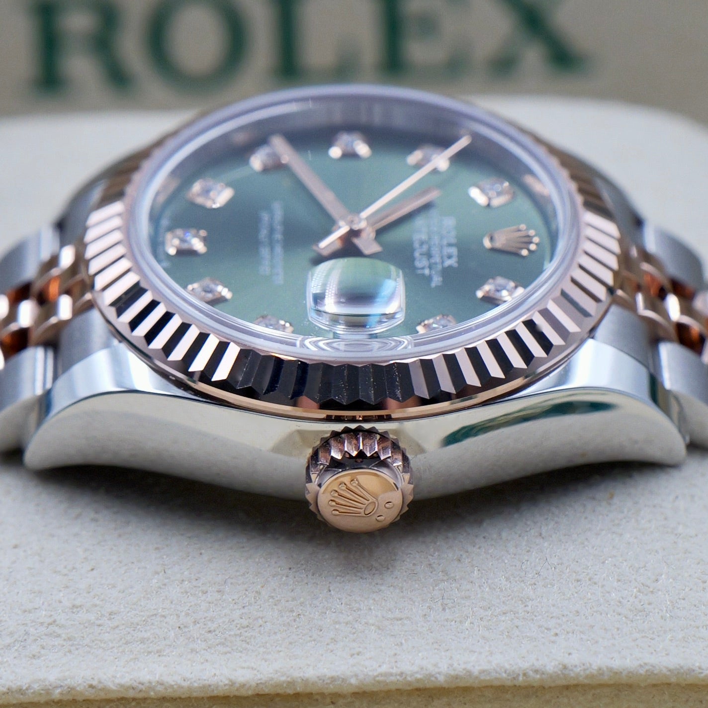 Rolex Lady-Datejust 28mm Steel and Rose Gold Green Dial 279171 - Full Set (2026)