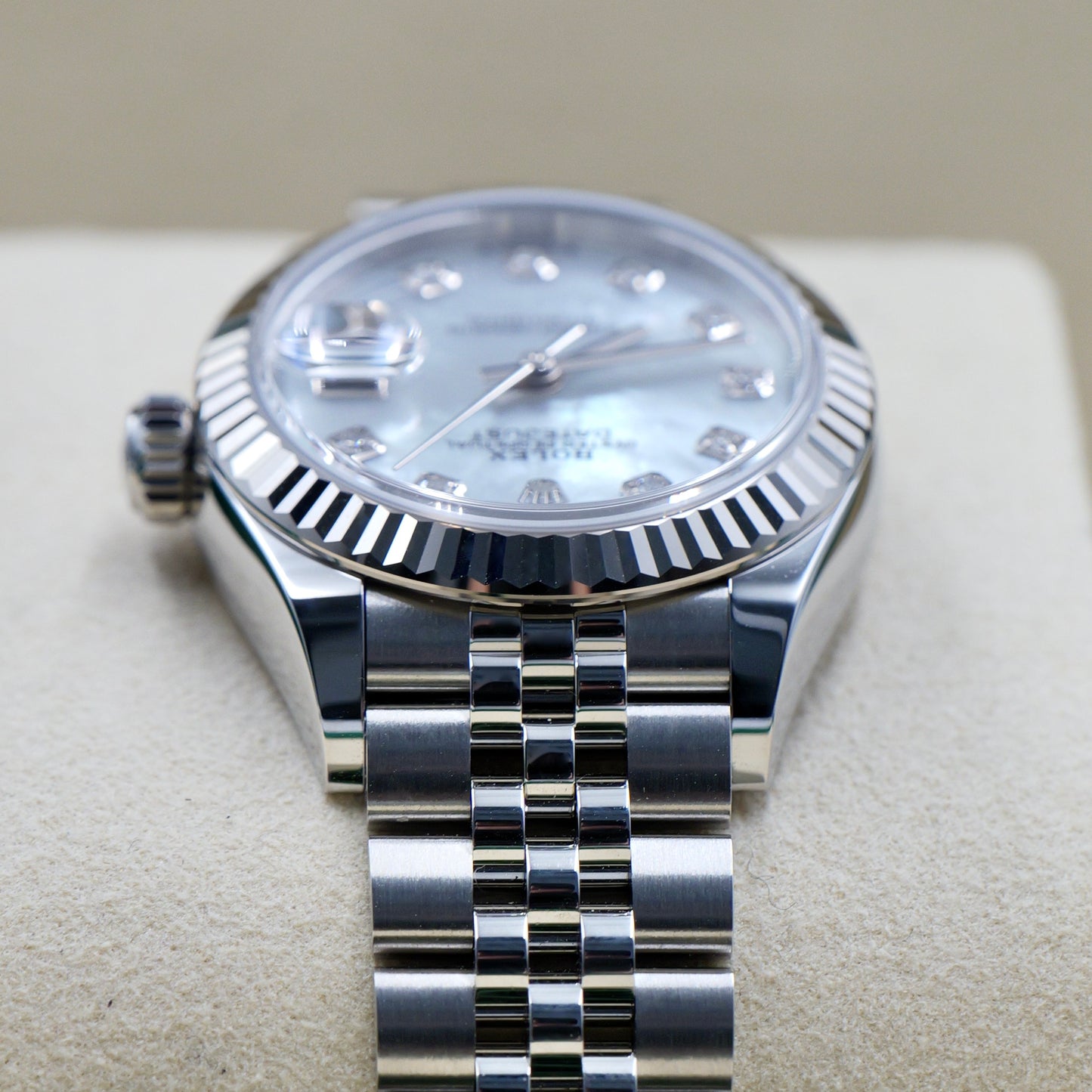 Rolex Lady-Datejust Mother of Pearl Dial 279174 (MOP) - Full Set (2026)