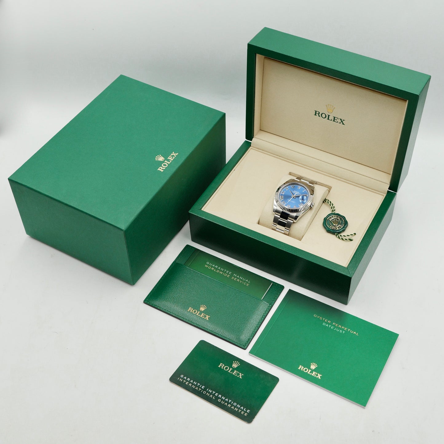 Rolex Datejust 41 Azzurro Blue Dial Fluted Oyster 126334 - Full Set (2025)