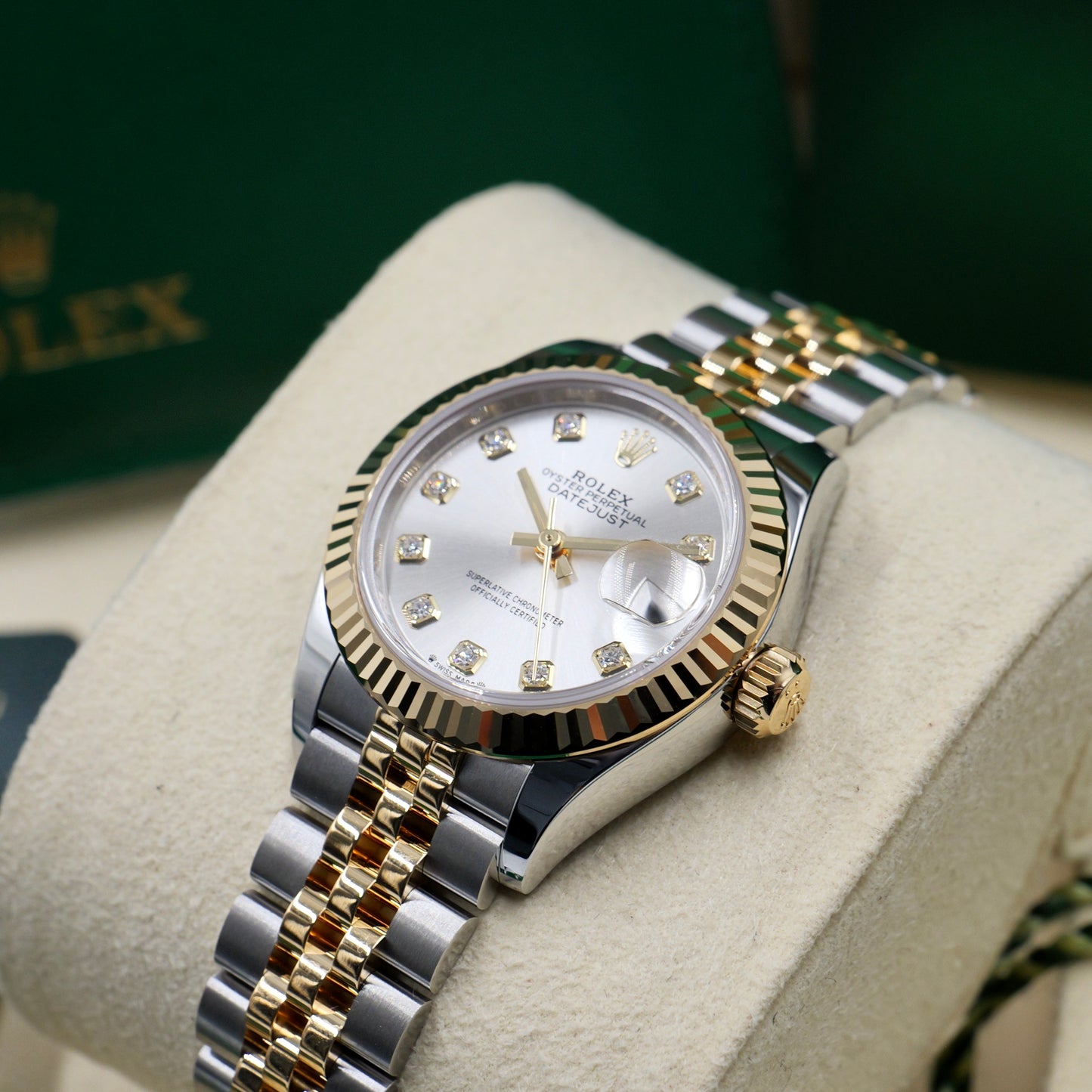 Rolex Lady-Datejust Silver Diamond Dial 279173 - Full Set (2026)