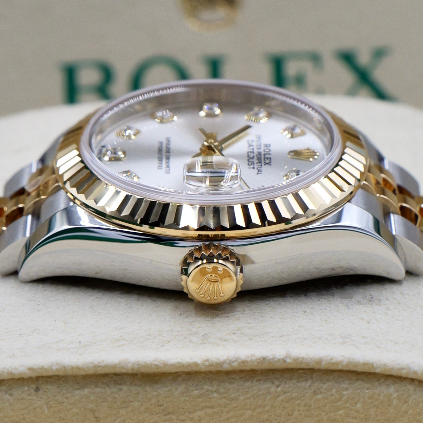 Rolex Lady-Datejust Silver Diamond Dial 279173 - Full Set (2026)