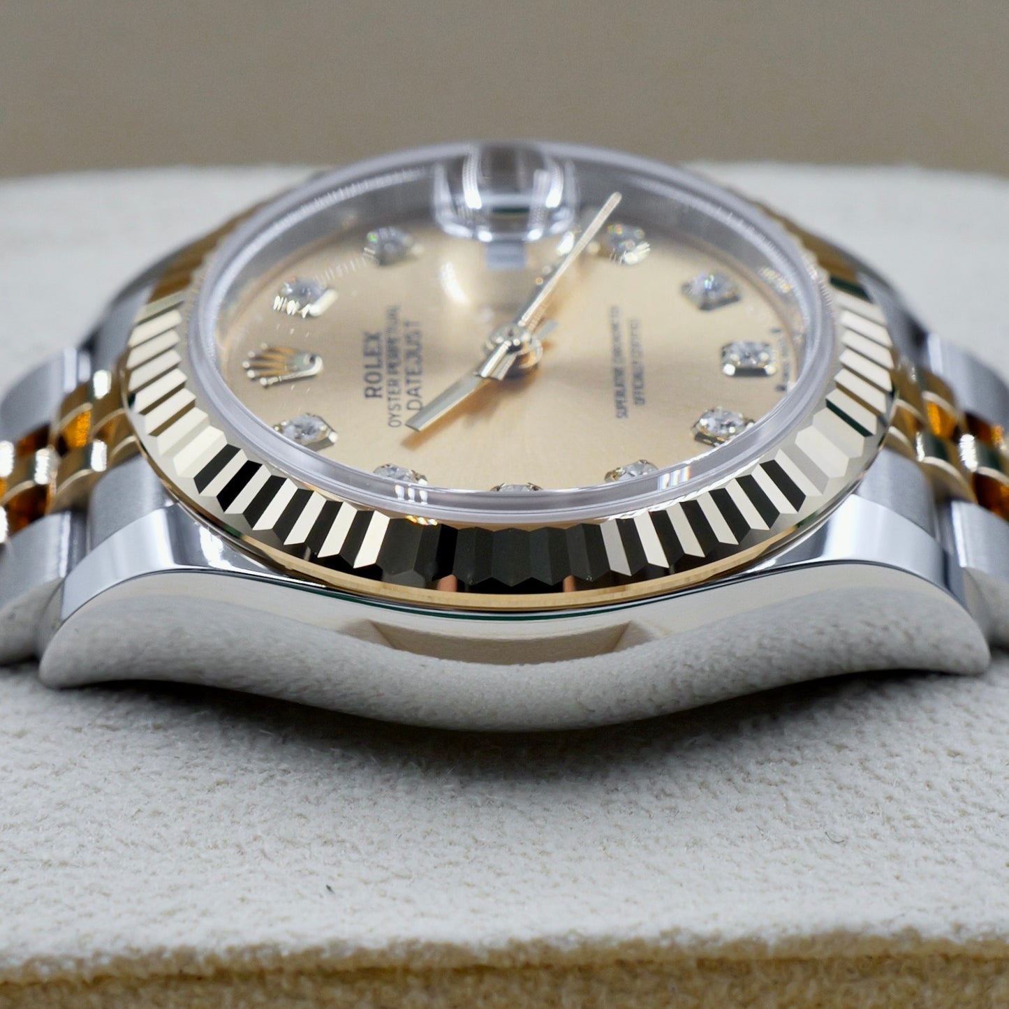 Rolex Lady-Datejust Champagne Diamond Dial 279173 - Full Set (2026)
