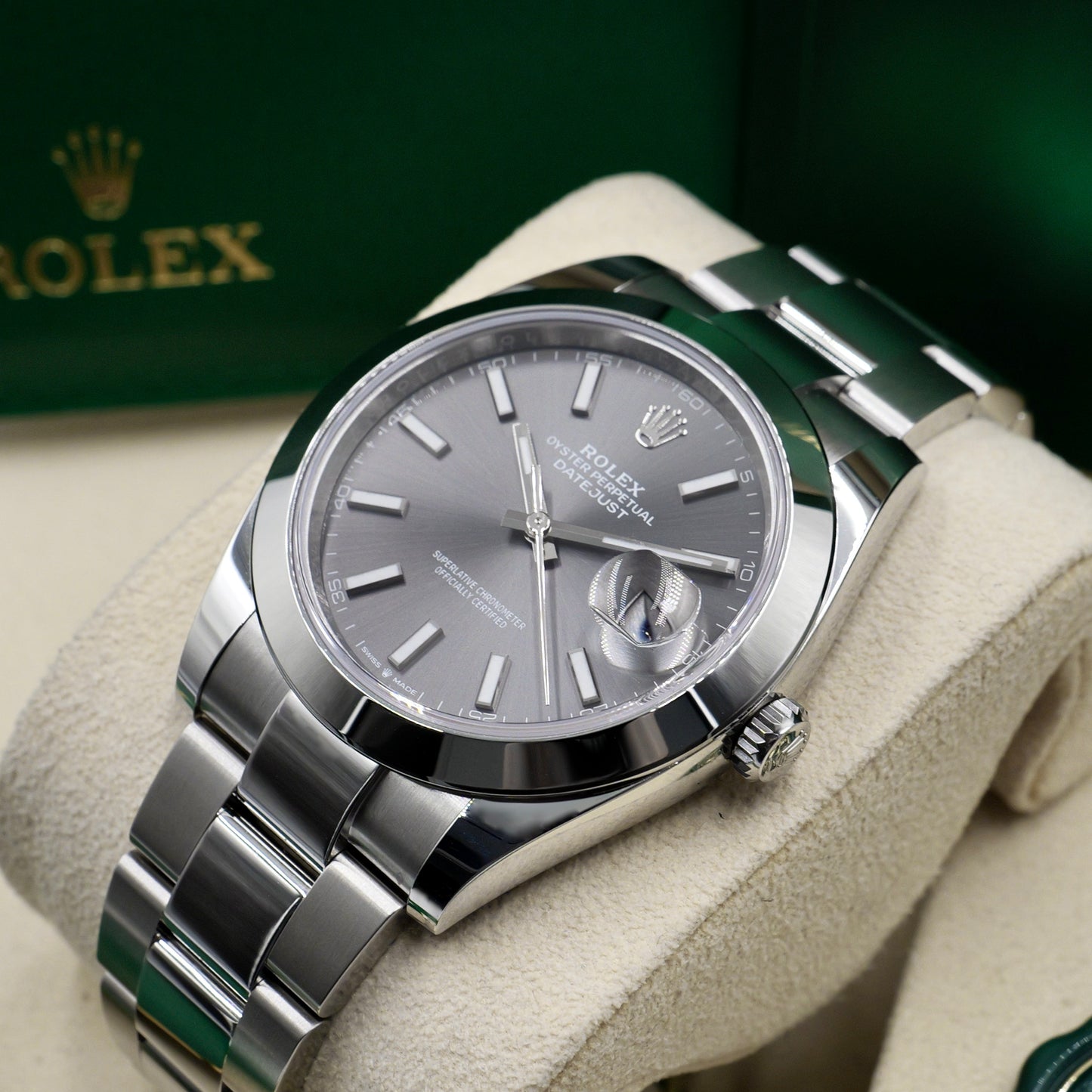 Rolex Datejust 41 Rhodium Smooth Oyster 126300 - Full Set (2026)